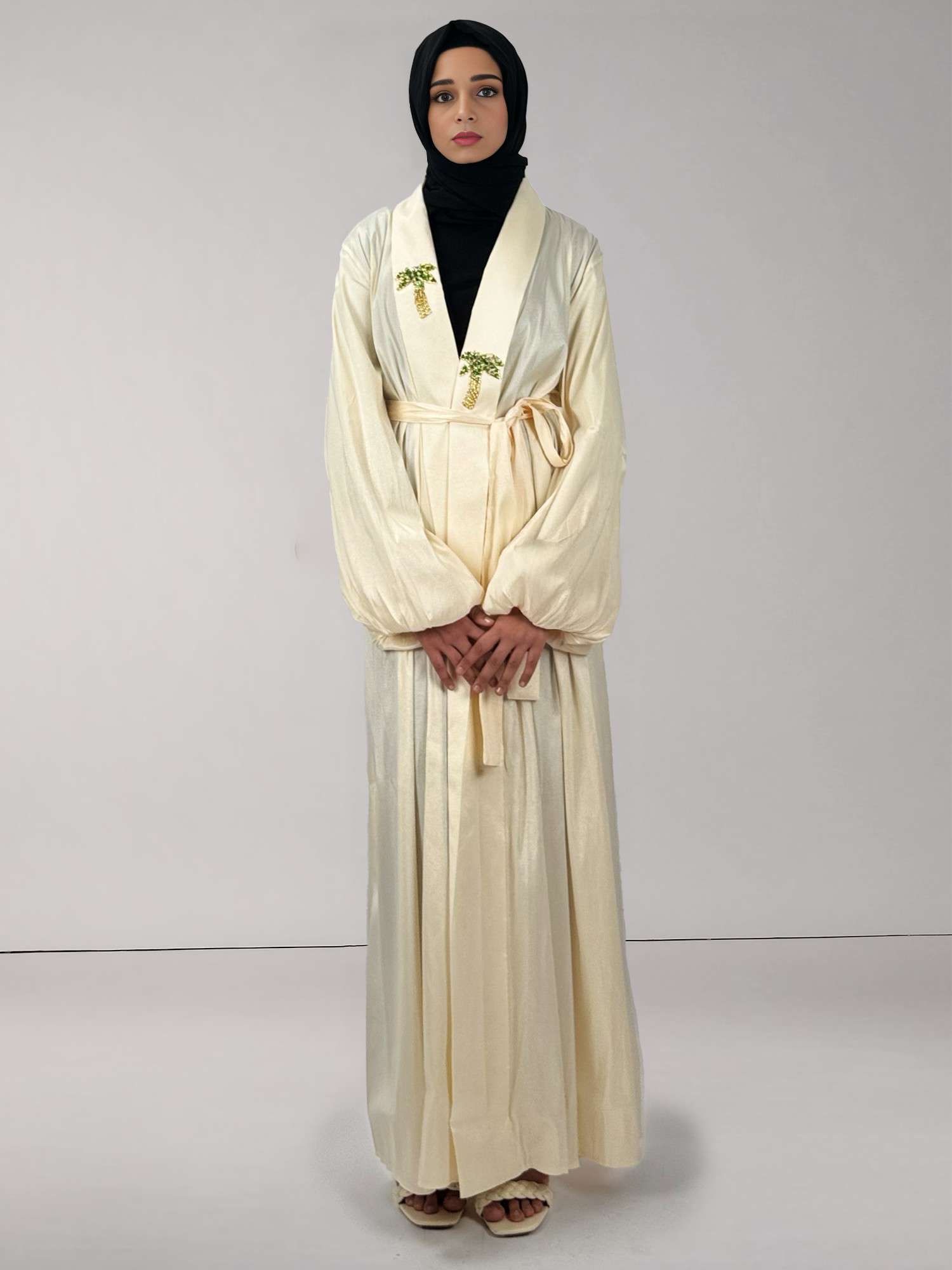 Layali Nakhla | Beige