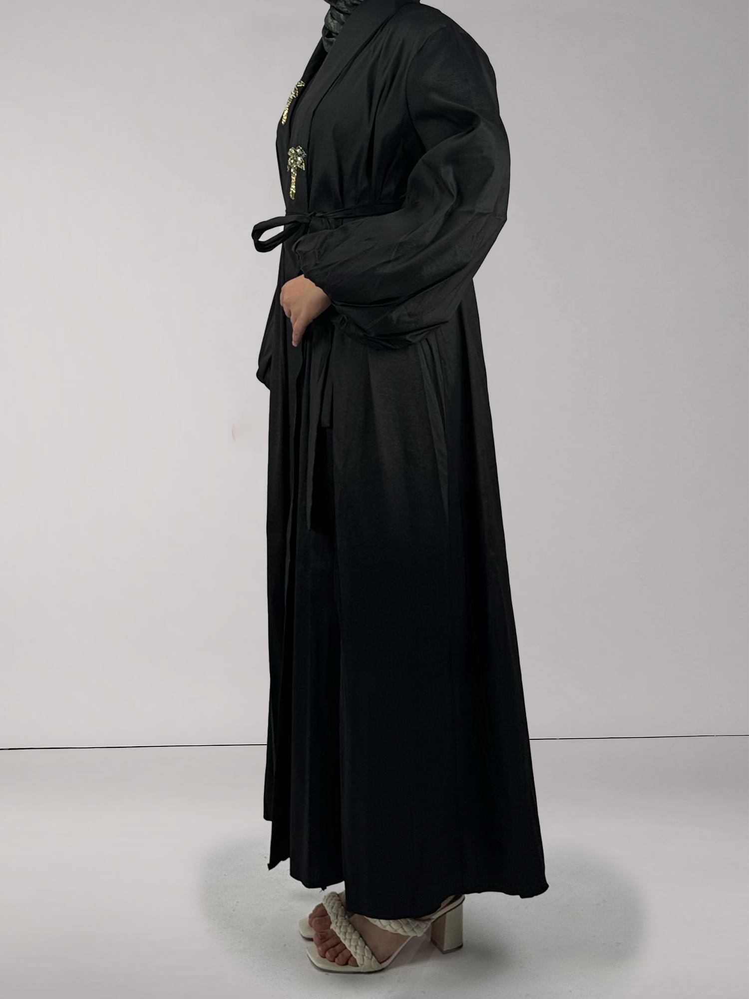 Layali Nakhla | Black