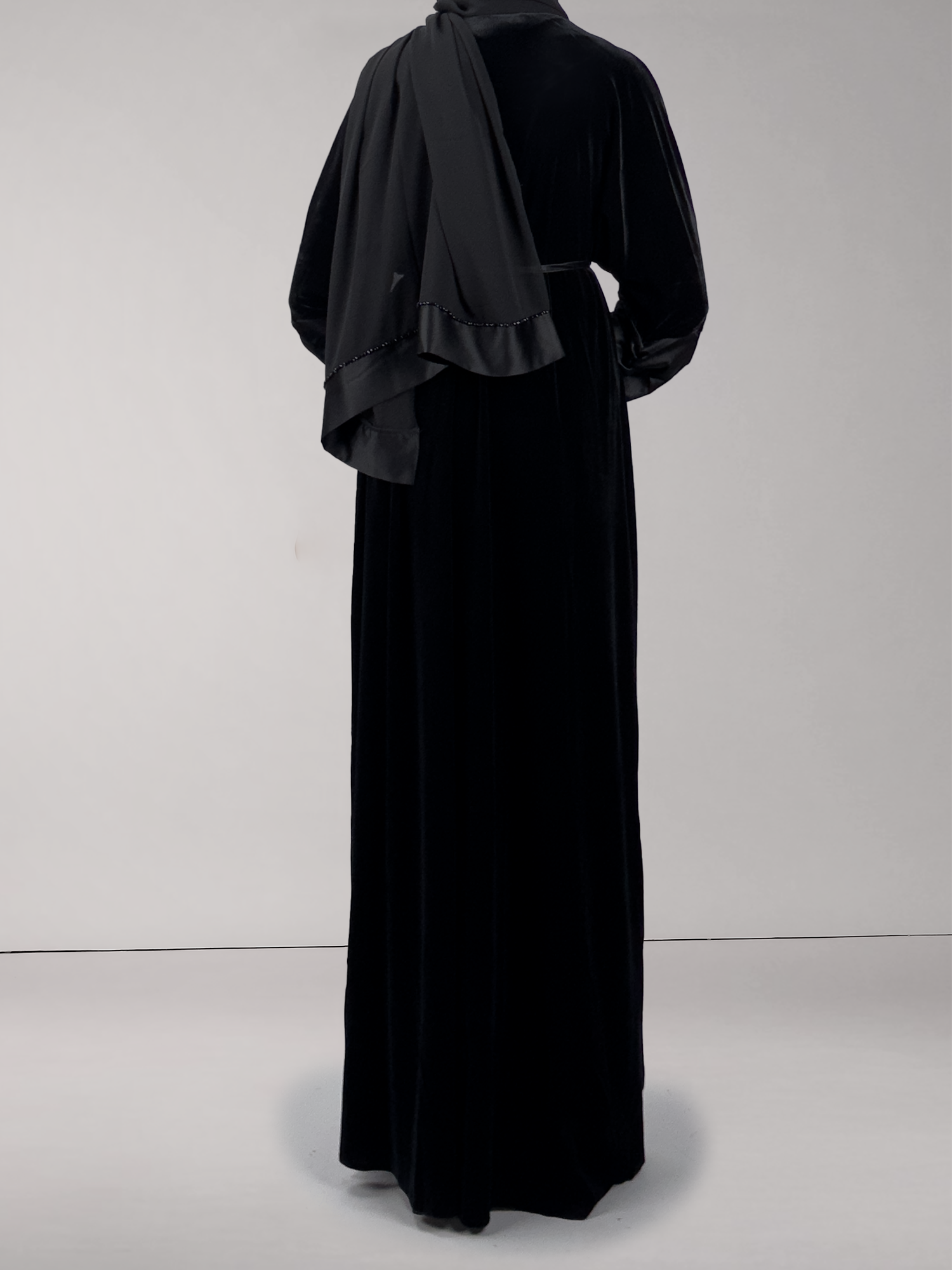 Malak Majesty | Black