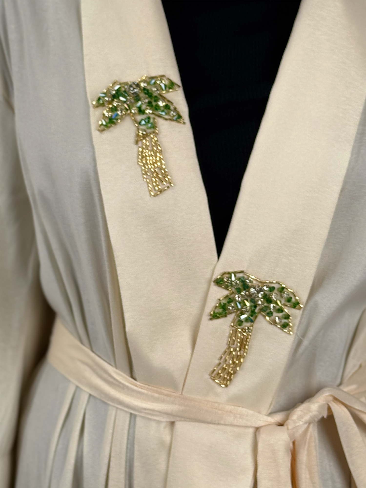 Layali Nakhla | Beige